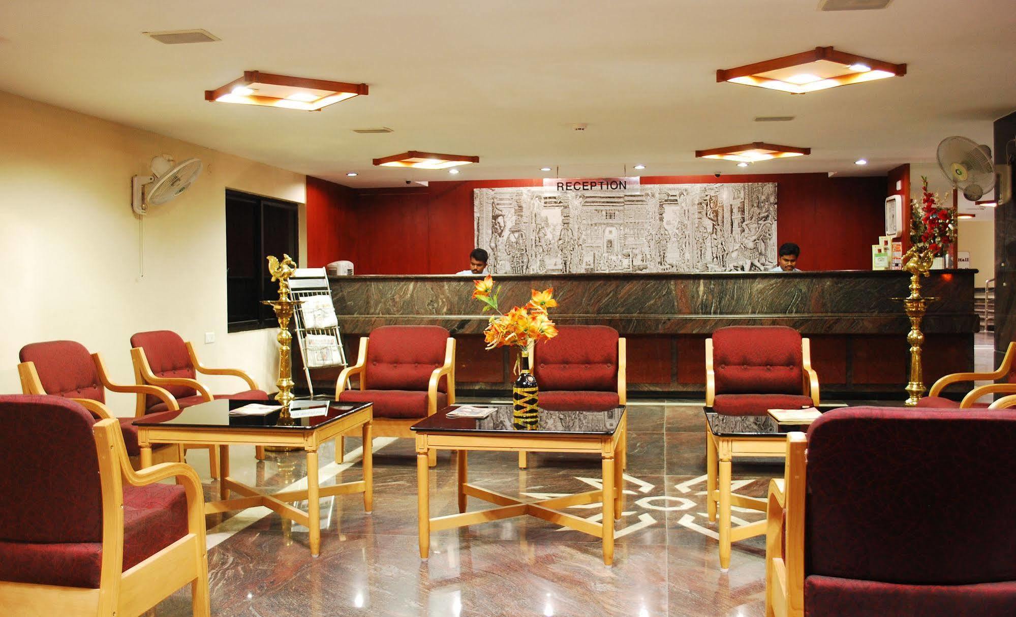 Hotel Rajadhane Madurai Extérieur photo