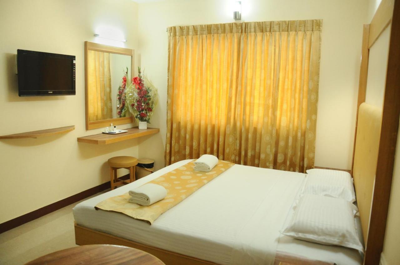 Hotel Rajadhane Madurai Extérieur photo