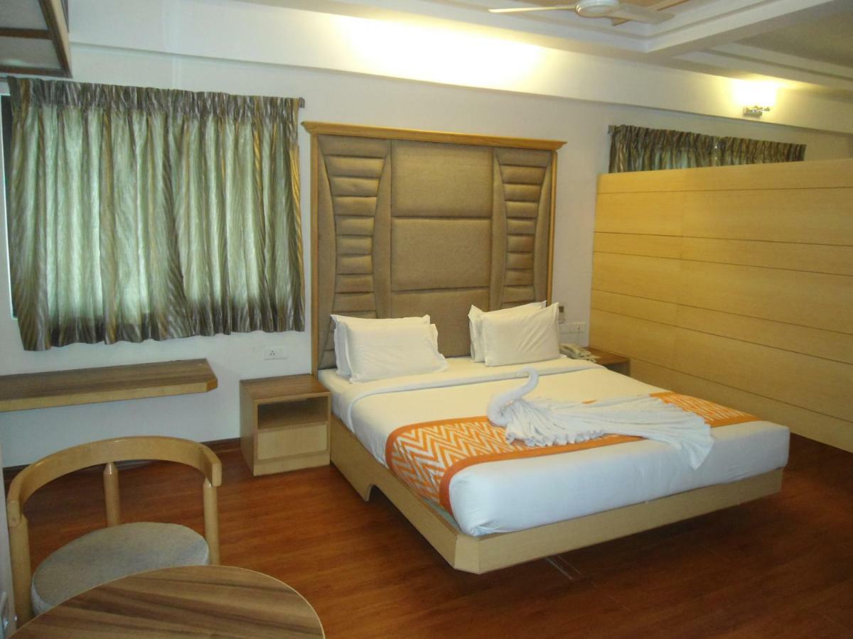 Hotel Rajadhane Madurai Extérieur photo