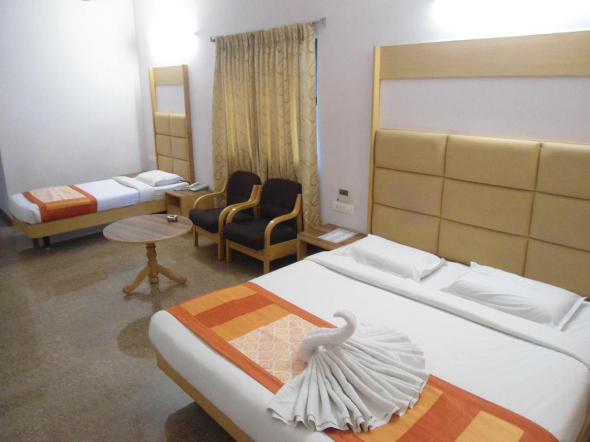 Hotel Rajadhane Madurai Extérieur photo