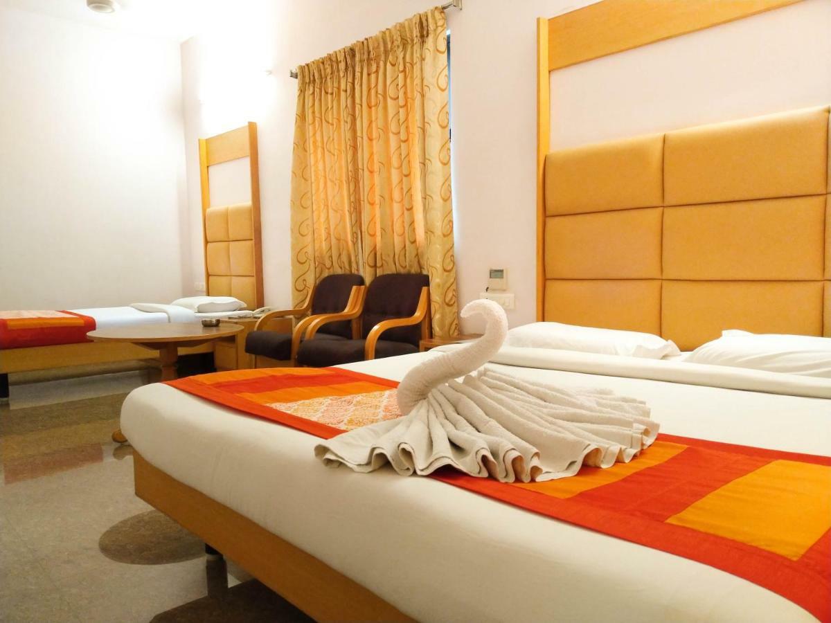 Hotel Rajadhane Madurai Extérieur photo