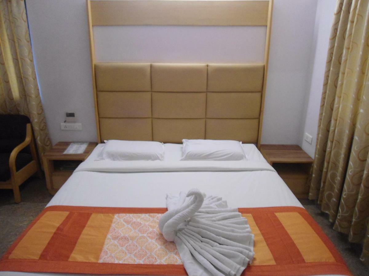Hotel Rajadhane Madurai Extérieur photo