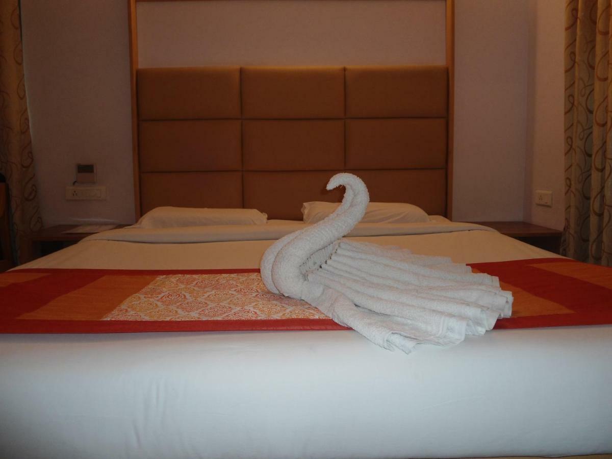 Hotel Rajadhane Madurai Extérieur photo